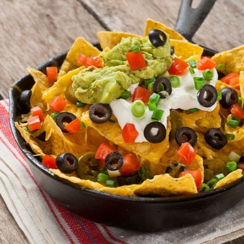 Nachos fromage avec salsa